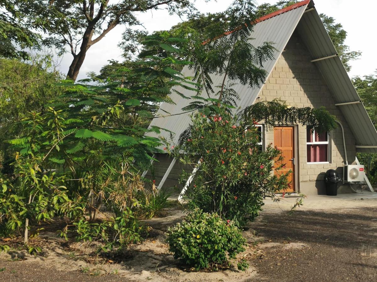 Happy Forest B&B Katima Mulilo Kültér fotó